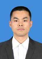 胡令 照片