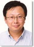 李毅 照片
