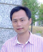 罗宏 照片