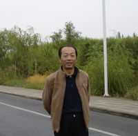 杨效和 照片