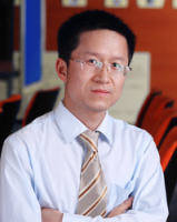 刘小青 照片