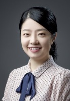 李佳 照片