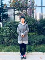 周婷 照片