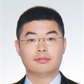 吴成铁 照片