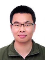 李力 照片
