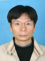 李津平 照片