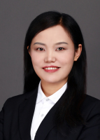 李秋丹 照片