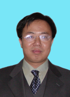 梁自泽 照片