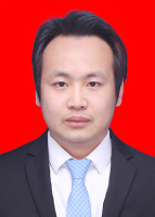刘臣臻 照片