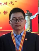 饶中浩 照片