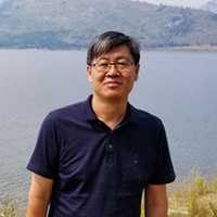 高占春 照片
