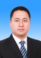 谢建林 照片