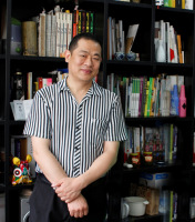 杨勇 照片