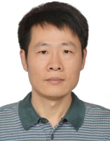 翟成 照片