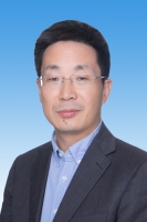 代世峰 照片