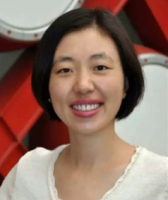 李英杰 照片