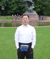 杨晓杰 照片