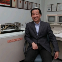 周宏伟 照片