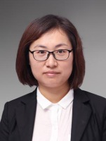 梁建丽 照片