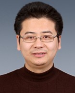 谢文 照片
