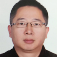 皮人杰 照片