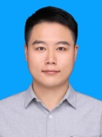 吴微 照片
