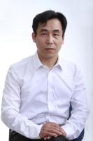 温健 照片