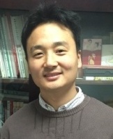 王亚培 照片