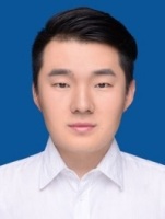 崔鸿武 照片