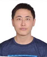 吕建建 照片
