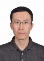 王伟 照片