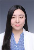 丁宁 照片
