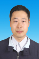 董春晖 照片