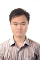 邓春 照片
