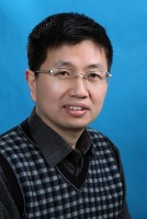 金衍 照片