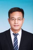 李岩 照片