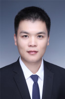 李江 照片