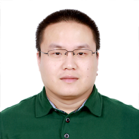 熊至宜 照片