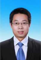 喻鹏 照片