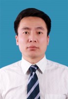 李忠伟 照片