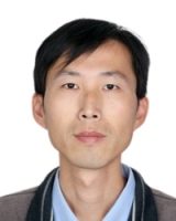吴霜 照片