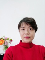 张绚华 照片