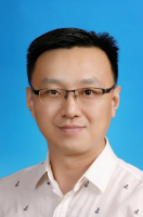 张志成 照片