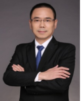 郑海东 照片