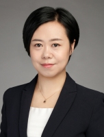 赵丽 照片