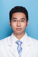 王勇 照片