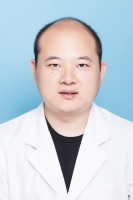 王维 照片