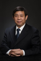 周宪梁 照片