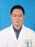 王强 照片
