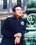 何 兵 照片